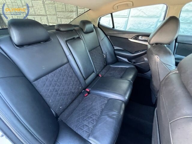 2016 Nissan Maxima in Decatur, GA 30032 - 2113251 40