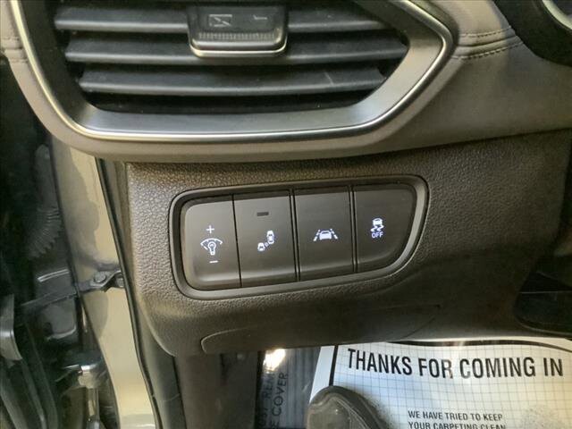 2019 Hyundai Santa Fe in Chicago, IL 60659 - 2113577 11