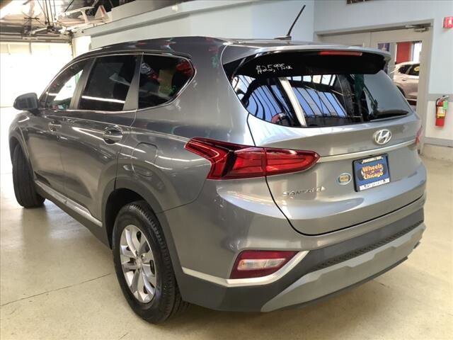 2019 Hyundai Santa Fe in Chicago, IL 60659 - 2113577 3
