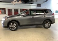 2015 Nissan Rogue in Chicago, IL 60659 - 2113579 4