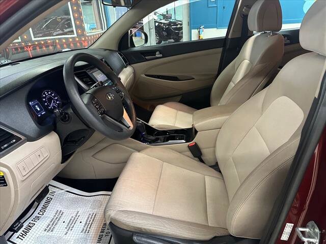 2018 Hyundai Tucson in Chicago, IL 60659 - 2113597 10