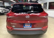 2018 Hyundai Tucson in Chicago, IL 60659 - 2113597 31