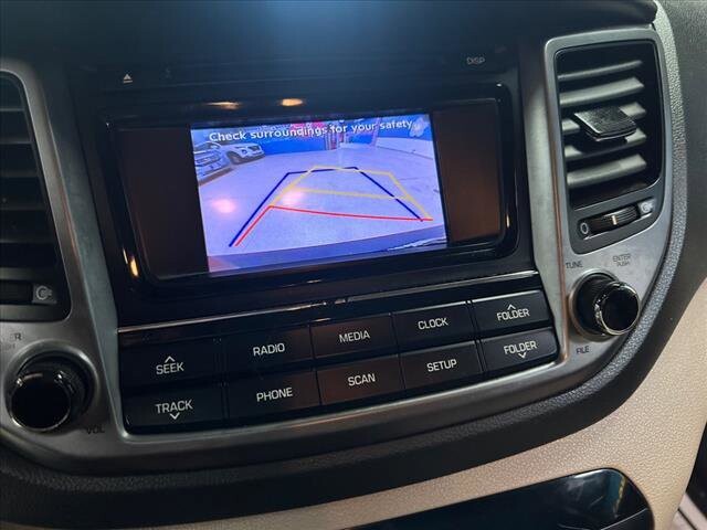 2018 Hyundai Tucson in Chicago, IL 60659 - 2113597 16