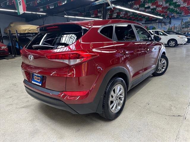 2018 Hyundai Tucson in Chicago, IL 60659 - 2113597 5