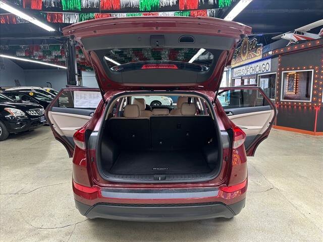 2018 Hyundai Tucson in Chicago, IL 60659 - 2113597 27