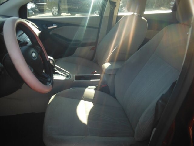 2016 Ford Focus in Holiday, FL 34690 - 2114418 7