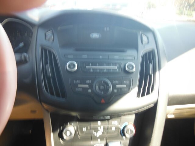 2016 Ford Focus in Holiday, FL 34690 - 2114418 4