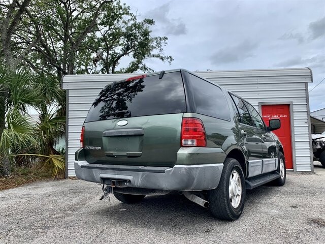 2004 Ford Expedition in Hudson, FL 34669 - 2114464 8