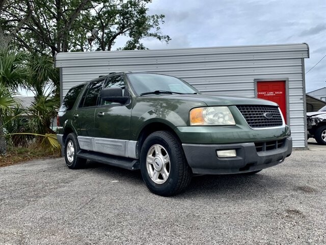 2004 Ford Expedition in Hudson, FL 34669 - 2114464 2
