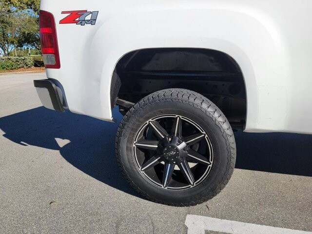2014 GMC Sierra 2500 in Pompano Beach, FL 33064 - 2114696 42