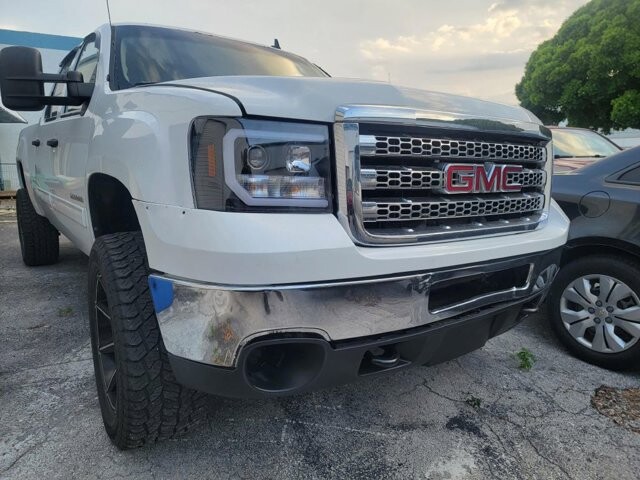 2014 GMC Sierra 2500 in Pompano Beach, FL 33064 - 2114696 32