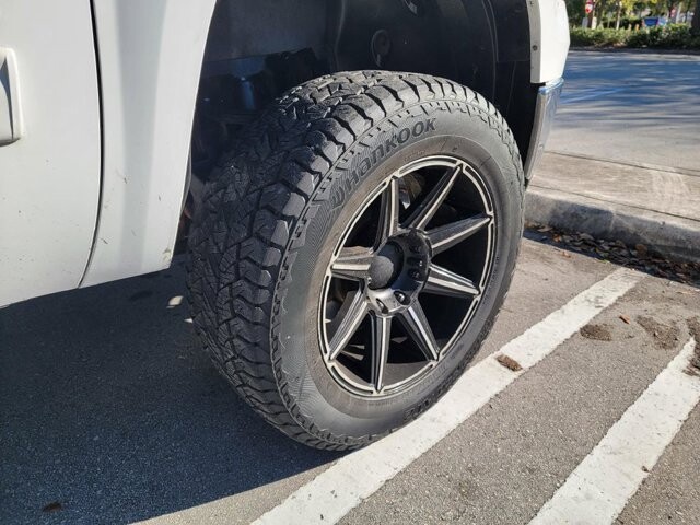 2014 GMC Sierra 2500 in Pompano Beach, FL 33064 - 2114696 21