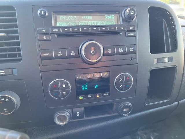 2014 GMC Sierra 2500 in Pompano Beach, FL 33064 - 2114696 15