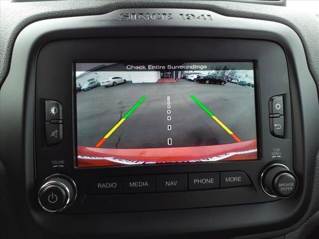 2015 Jeep Renegade in Warren, OH 44484 - 2116355 8