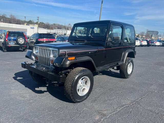 1990 Jeep Wrangler in Hickory, NC 28602-5144 - 2116901 3