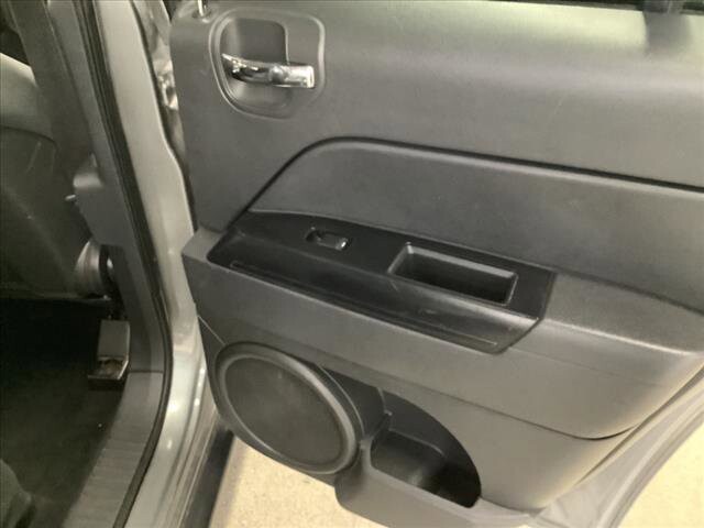 2011 Jeep Compass in Chicago, IL 60659 - 2116917 36