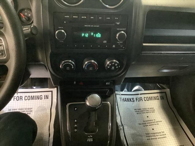 2011 Jeep Compass in Chicago, IL 60659 - 2116917 14