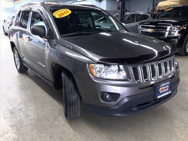 2011 Jeep Compass in Chicago, IL 60659 - 2116917 25
