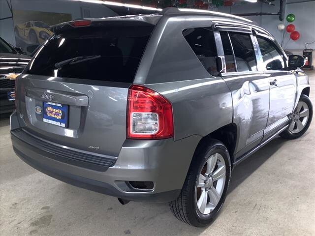 2011 Jeep Compass in Chicago, IL 60659 - 2116917 23