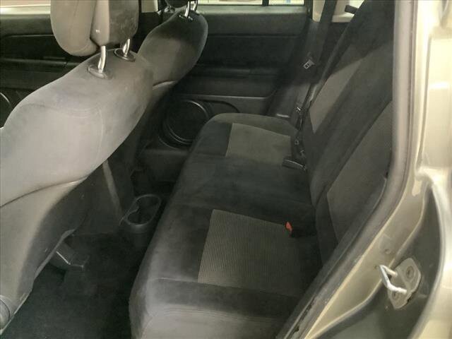 2011 Jeep Compass in Chicago, IL 60659 - 2116917 16