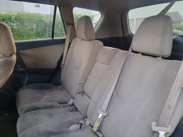 2011 Toyota RAV4 in Pompano Beach, FL 33064 - 2121650 11