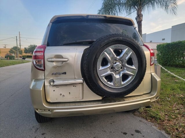 2011 Toyota RAV4 in Pompano Beach, FL 33064 - 2121650 19