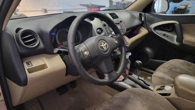 2011 Toyota RAV4 in Pompano Beach, FL 33064 - 2121650 32