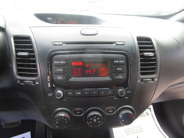 2018 Kia Forte in Tampa, FL 33604-6914 - 2124472 35