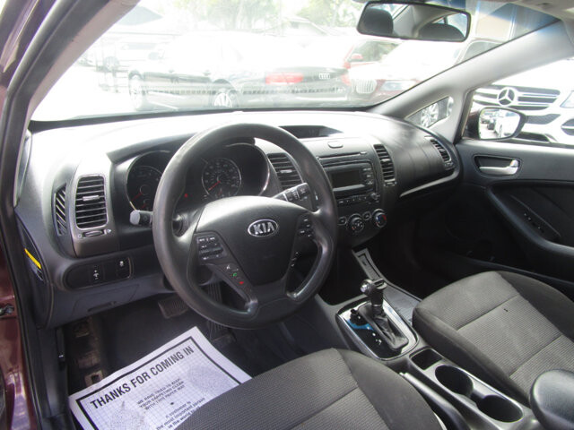 2018 Kia Forte in Tampa, FL 33604-6914 - 2124472 40