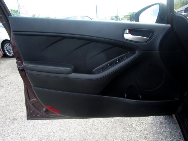 2018 Kia Forte in Tampa, FL 33604-6914 - 2124472 15