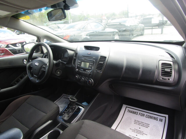 2018 Kia Forte in Tampa, FL 33604-6914 - 2124472 6