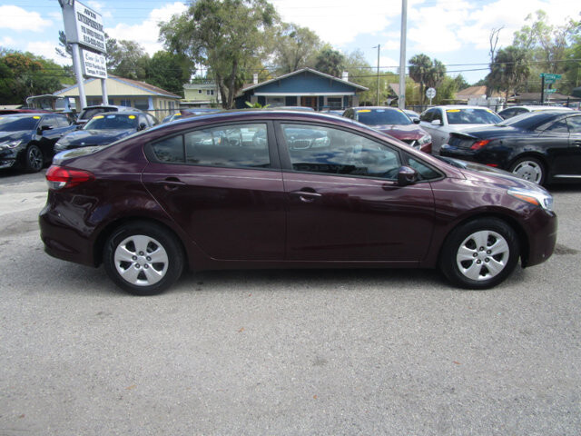 2018 Kia Forte in Tampa, FL 33604-6914 - 2124472 25