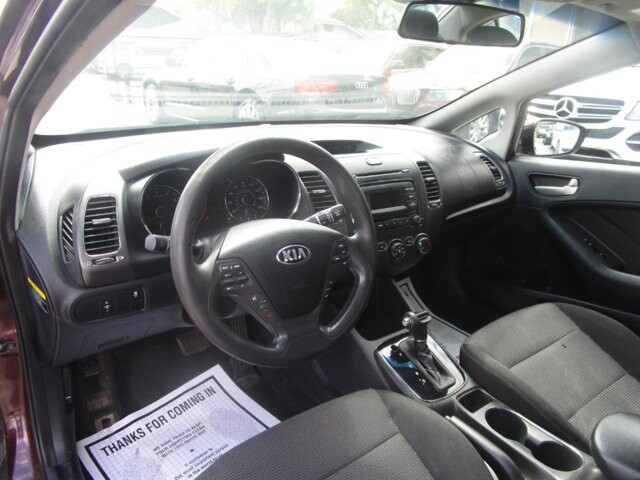 2018 Kia Forte in Tampa, FL 33604-6914 - 2124472 10