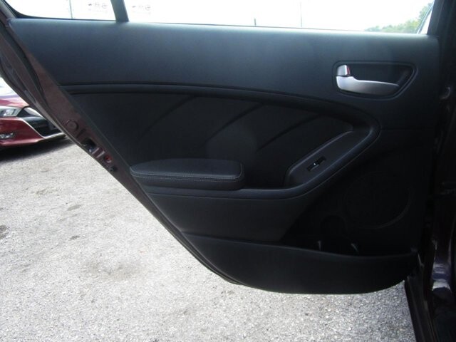 2018 Kia Forte in Tampa, FL 33604-6914 - 2124472 13