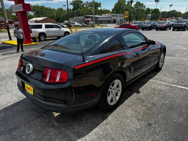 2012 Ford Mustang in Indianapolis, IN 46222-4002 - 2125722 12
