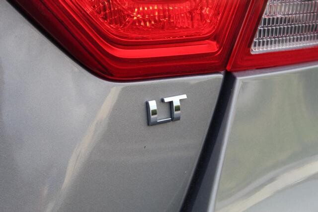 2019 Chevrolet Impala in Decatur, GA 30032 - 2126309 100