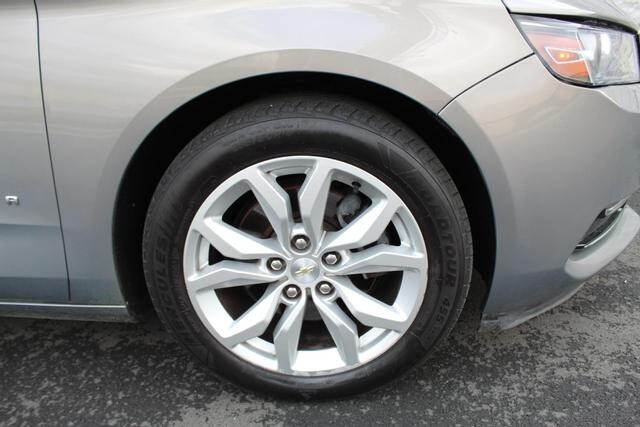 2019 Chevrolet Impala in Decatur, GA 30032 - 2126309 95