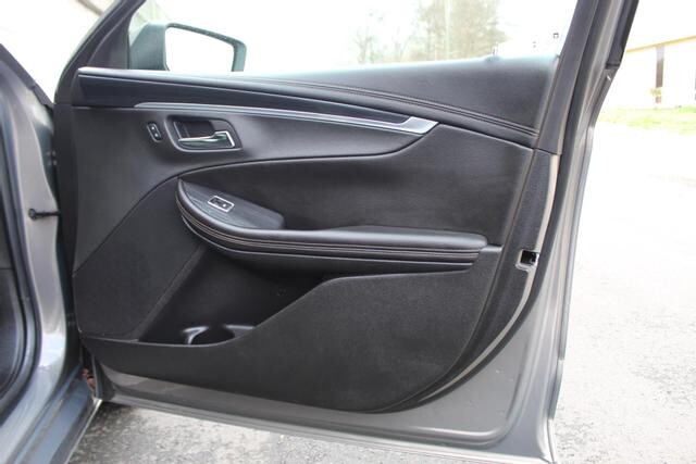 2019 Chevrolet Impala in Decatur, GA 30032 - 2126309 90