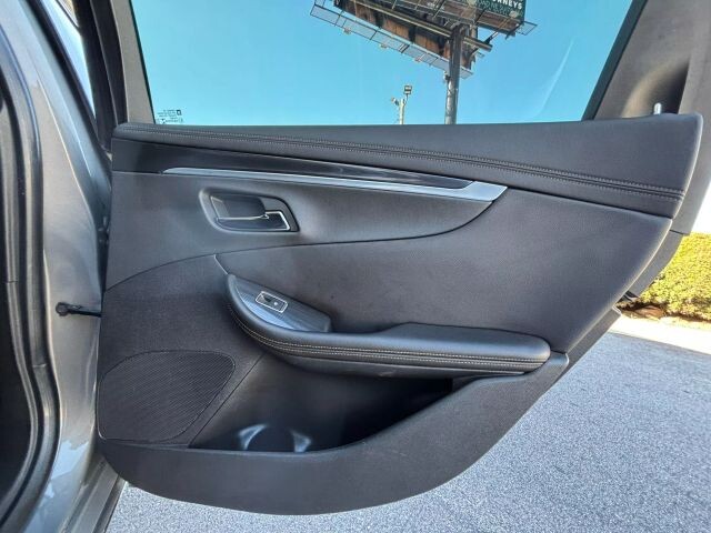 2019 Chevrolet Impala in Decatur, GA 30032 - 2126309 57