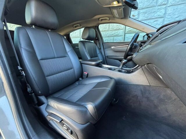 2019 Chevrolet Impala in Decatur, GA 30032 - 2126309 50