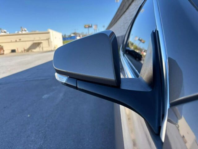 2019 Chevrolet Impala in Decatur, GA 30032 - 2126309 33