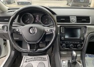 2017 Volkswagen Passat in Cicero, IL 60804 - 2129883 32
