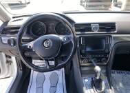 2017 Volkswagen Passat in Cicero, IL 60804 - 2129883 10