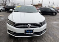 2017 Volkswagen Passat in Cicero, IL 60804 - 2129883 39
