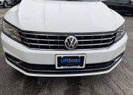 2017 Volkswagen Passat in Cicero, IL 60804 - 2129883 41