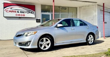 2014 Toyota Camry in Greenville, NC 27834