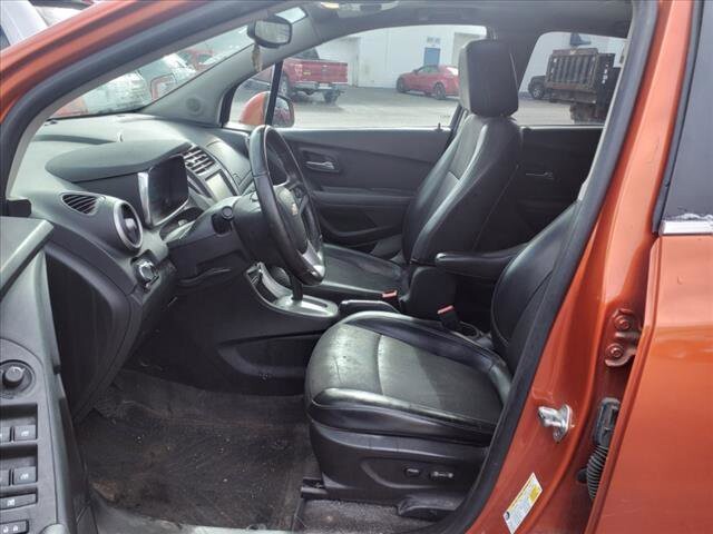 2016 Chevrolet Trax in Warren, OH 44484 - 2130897 5