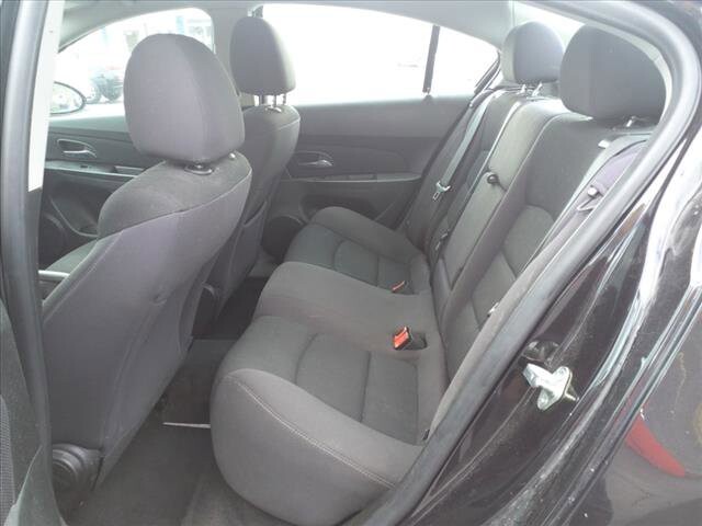 2014 Chevrolet Cruze in Warren, OH 44484 - 2130900 6