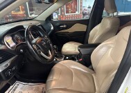 2016 Jeep Cherokee in Chicago, IL 60659 - 2138187 10