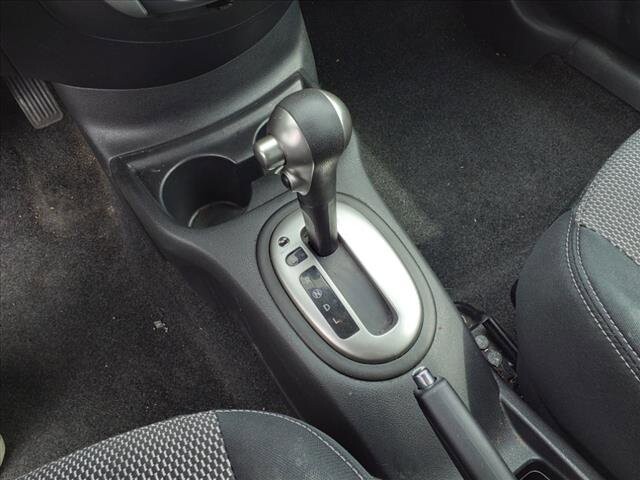 2015 Nissan Versa in Warren, OH 44484 - 2138626 10